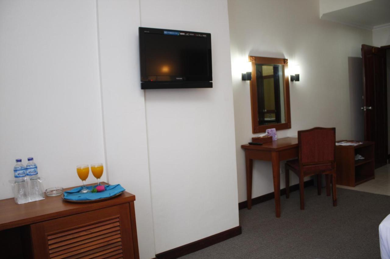 Hotel Bumi Asih Padangsidimpuan Batubelubang Εξωτερικό φωτογραφία