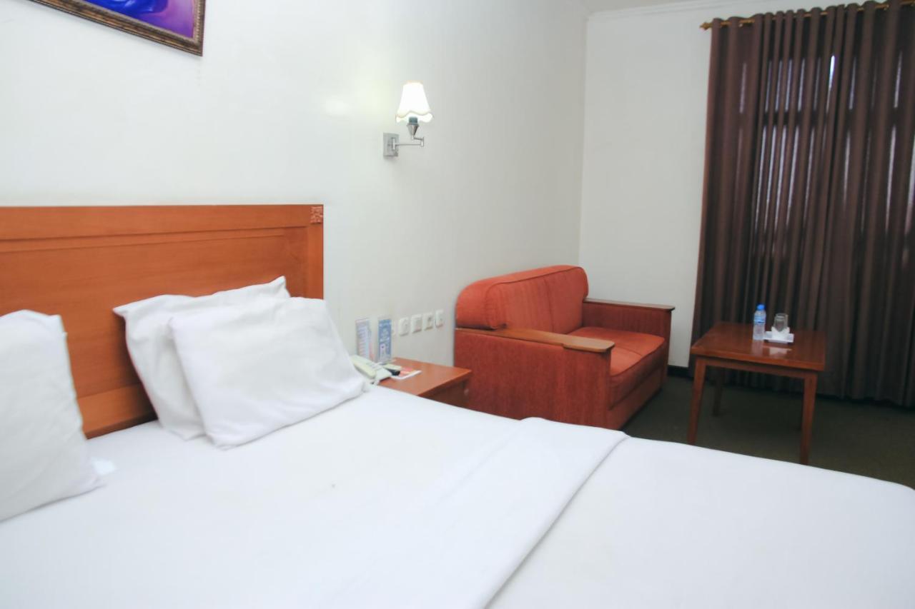 Hotel Bumi Asih Padangsidimpuan Batubelubang Εξωτερικό φωτογραφία