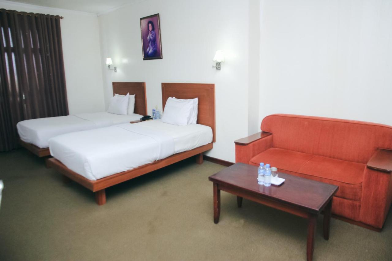 Hotel Bumi Asih Padangsidimpuan Batubelubang Εξωτερικό φωτογραφία