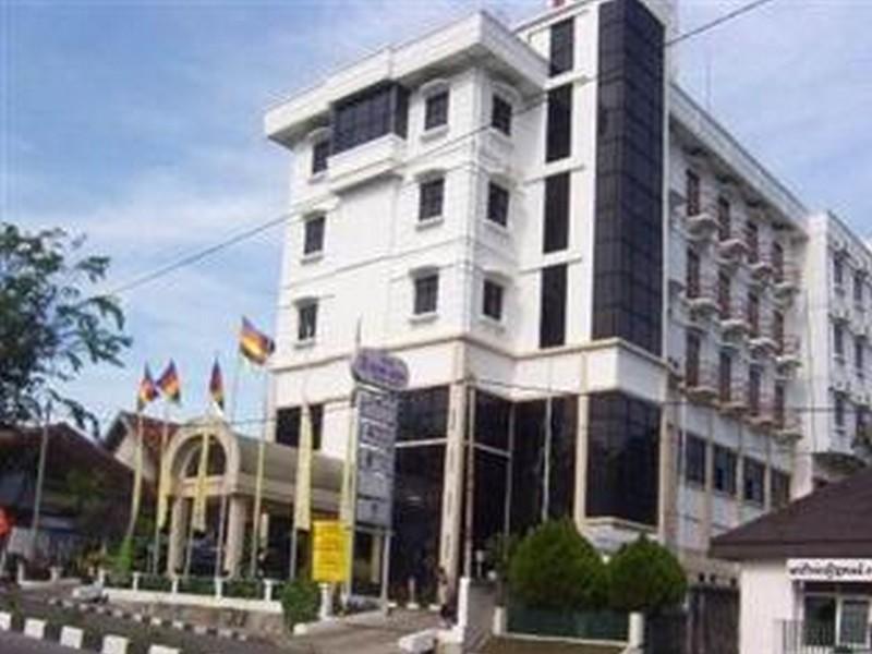 Hotel Bumi Asih Padangsidimpuan Batubelubang Εξωτερικό φωτογραφία